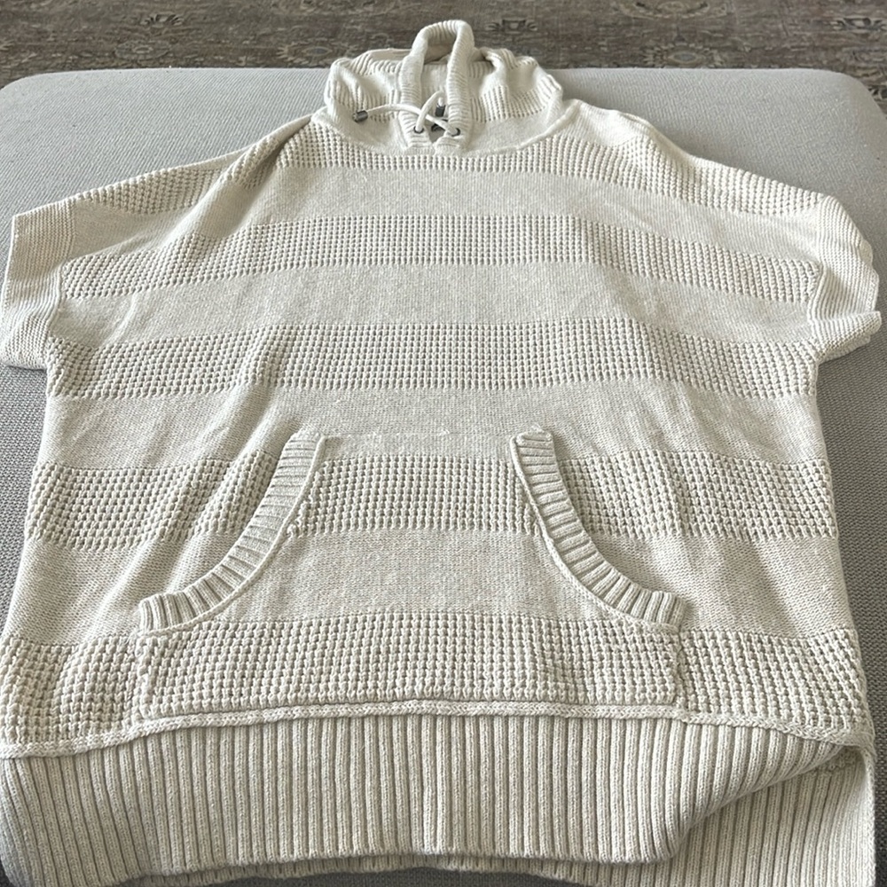 Banana republic tunic short sleeve sweater